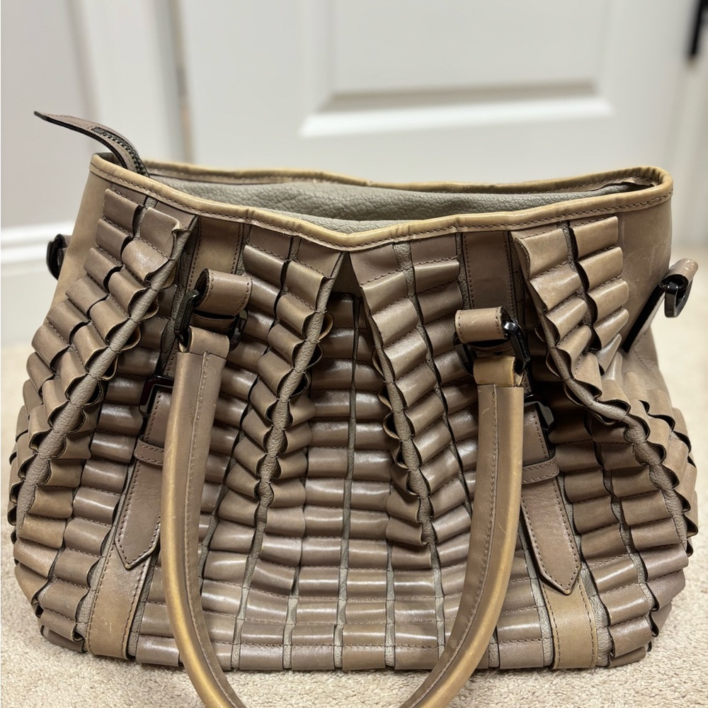 Burberry Cartridge Pleat Tote bag - Picture 3 of 10